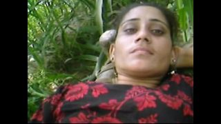 Beautiful Desi Village Girl Outdoor Fucking With Boyfriend